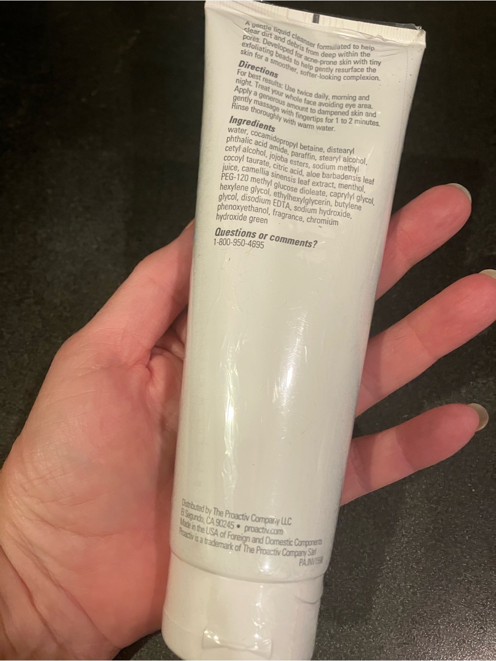 proactivMD Deep Cleansing Face Wash - White & Dark Green Tube - Picture 4 of 5